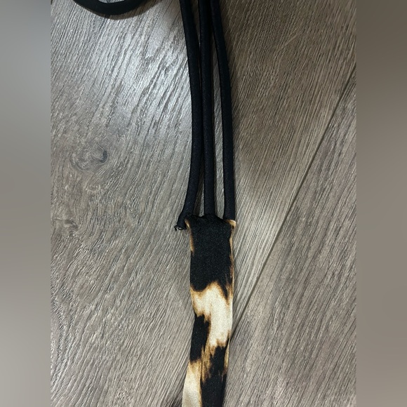 Victoria’s Secret Leopard Push Up Bikini Top (36D) - Picture 2 of 4